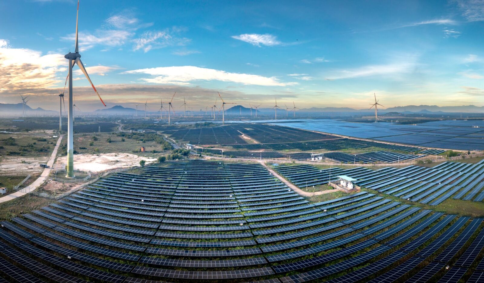 Erneuerbare Energien Arten: Solar, Wind, Wasser, Geothermie & Biomasse im Überblick